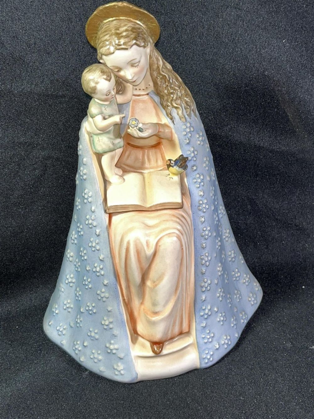 Lot 161: Madonna & Child Hummel This piece is fragile and will have to shipped through UPS Only.