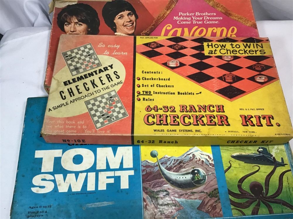 Lot 200: Vintage Board Games Laverne & Shirley