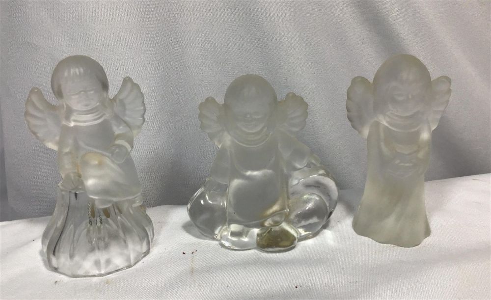 Lot 202: Goebel Glass Angel Figures (3) .