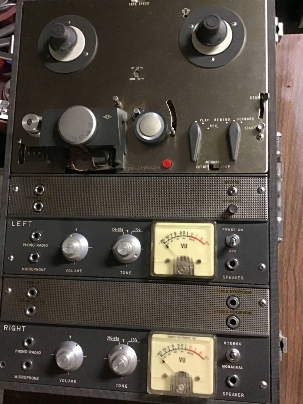 Lot 207: AKAI Reel to Reel Tape Recorder In org case