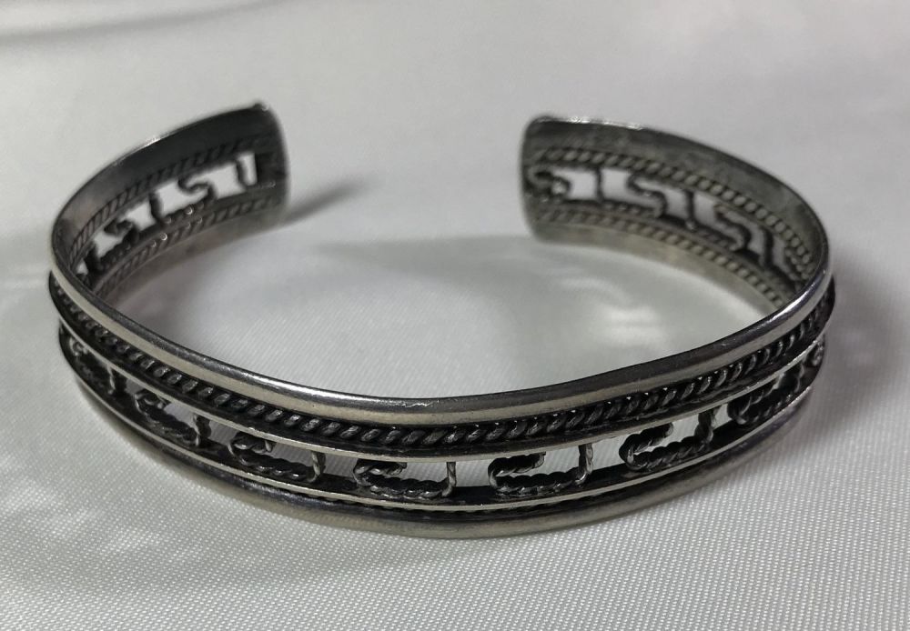 Lot 154: Neoclassical Designed Bracelet - Sterling