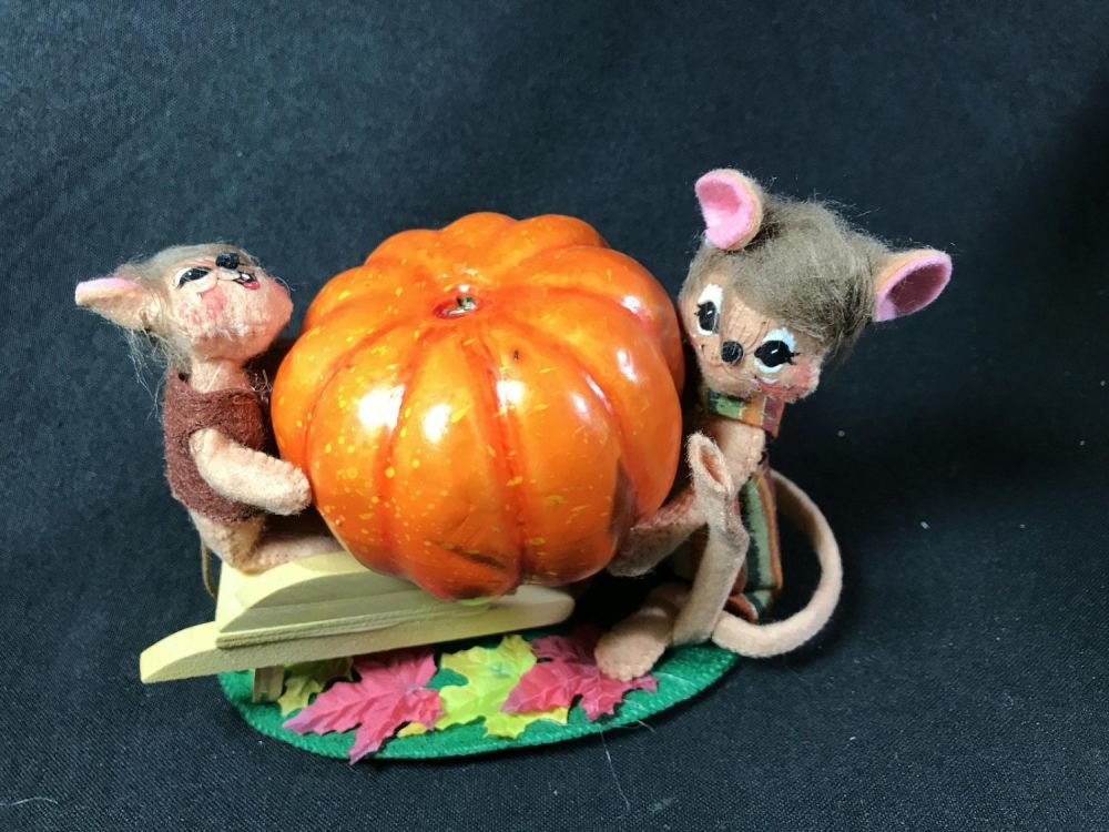 Lot 162: Annalee Mice w/ Pumpkin in Wheelbarrow Measures 7 inches wide by 4.5 inches tall