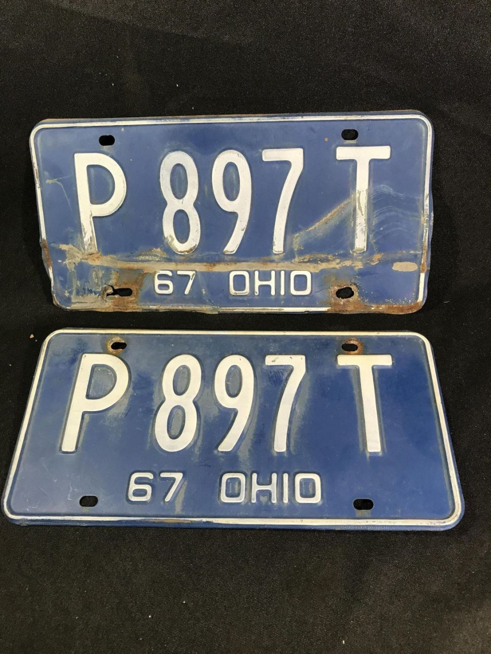 Lot 198: Vintage 1967 Ohio License Plate Set .