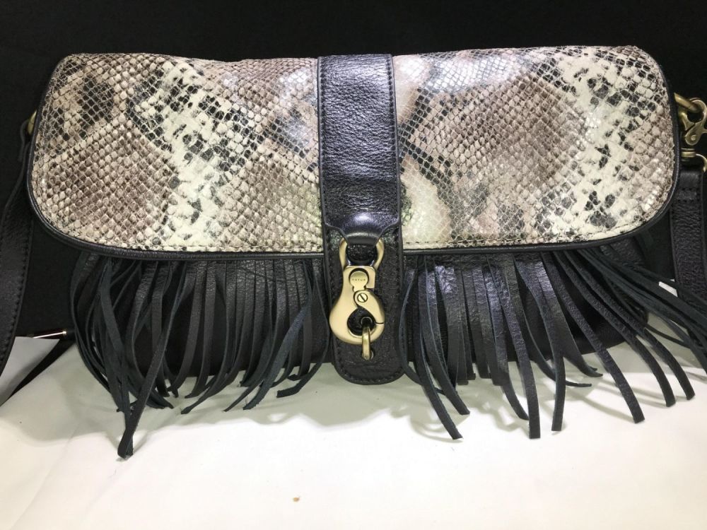 Lot 204: Fiona Kotur Muses Purse .