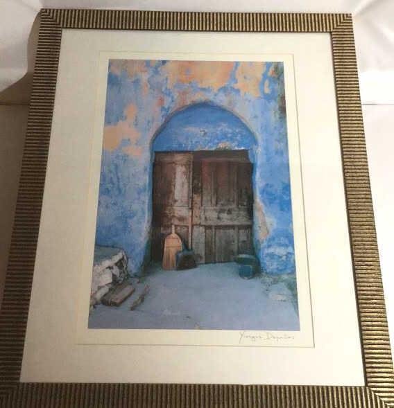 Lot 163: L.E. Litho Clean Front Door Entrance signed Yiozgas Depollas Measures H 31 x L 25