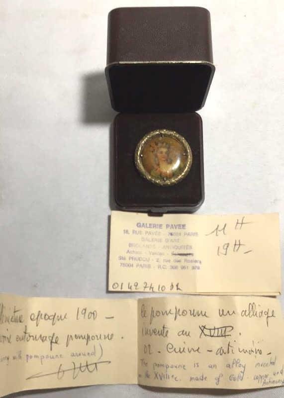 Lot 201: Vintage 1900 Euro Pompoune Broach .