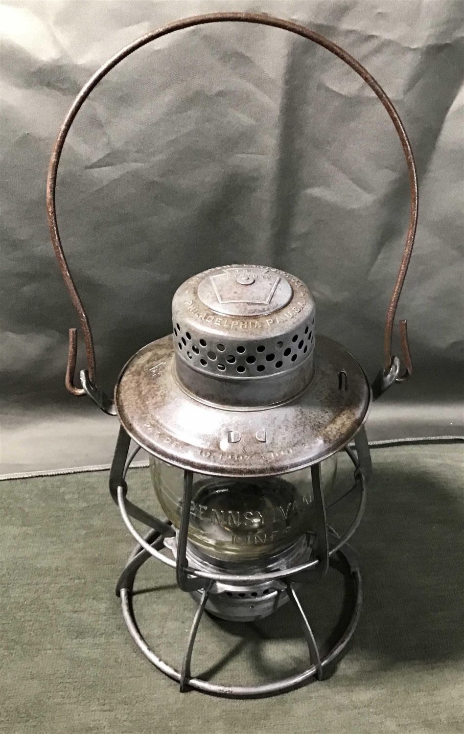 Lot 205: Vintage Pennsylvania Railroad Lines Lantern marked lens