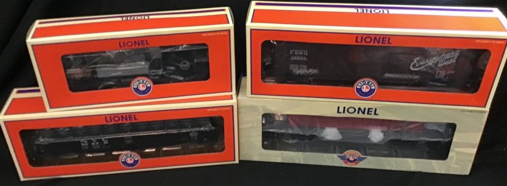 Lot 171: Lionel O Scale Rolling Stock Lot of 4 US Steel Flatcar 6-39424 CB&Q Boxcar 6-27221 NYC Gondola