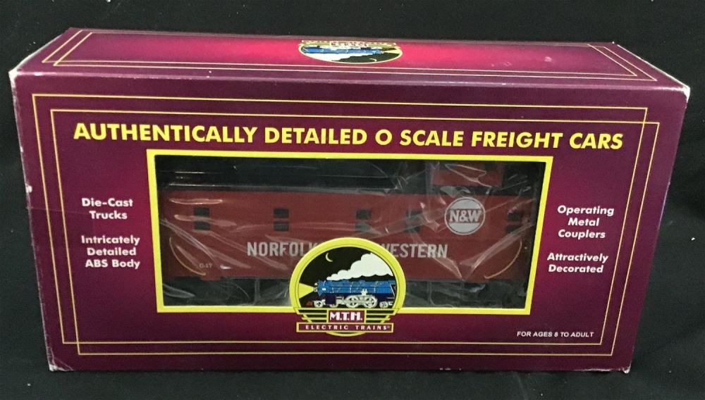 Lot 242: MTH Electric Trains Norfolk & Western Steel Caboose 20-91027 O Scale