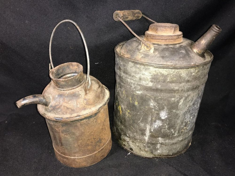 Lot 197: Vintage Oil Cans (2) CPR on 1