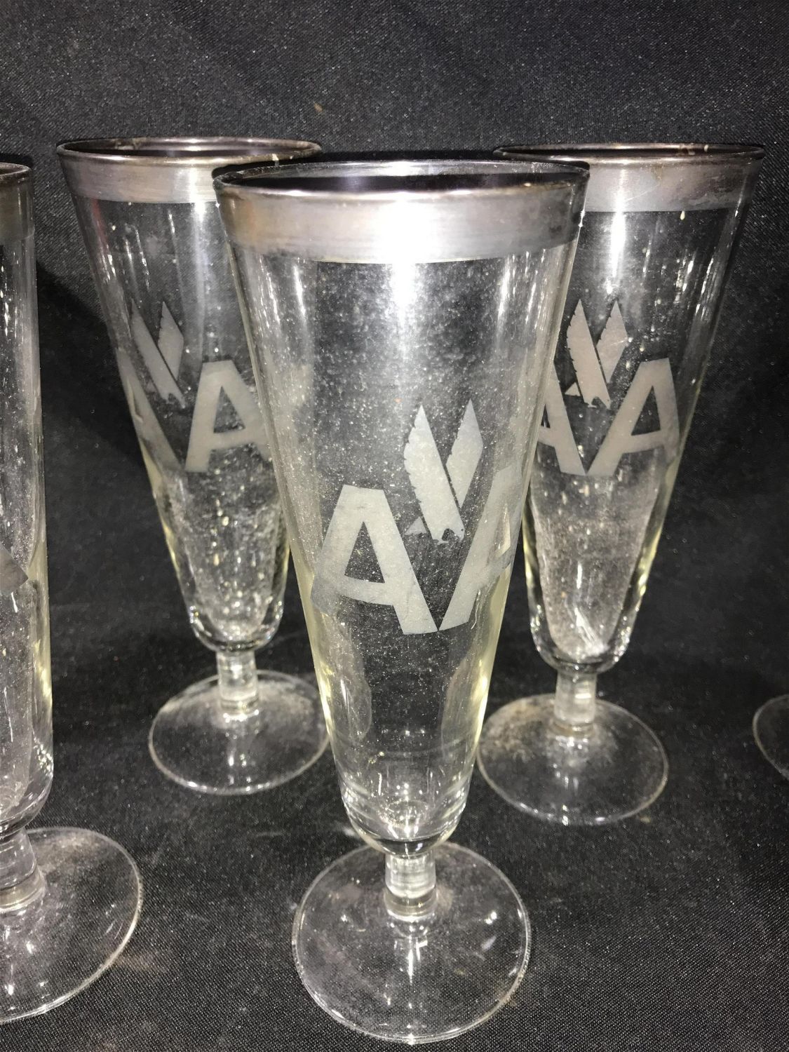 Lot 205 - American Airlines Champagne Glasses (8) . | The Lodge Auction ...