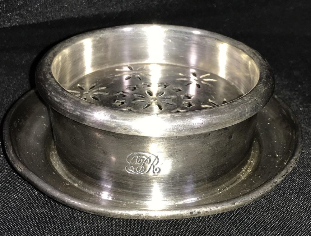 Lot 218: Penn RR Butter Server Kept your butter cool by putting ice underneath!