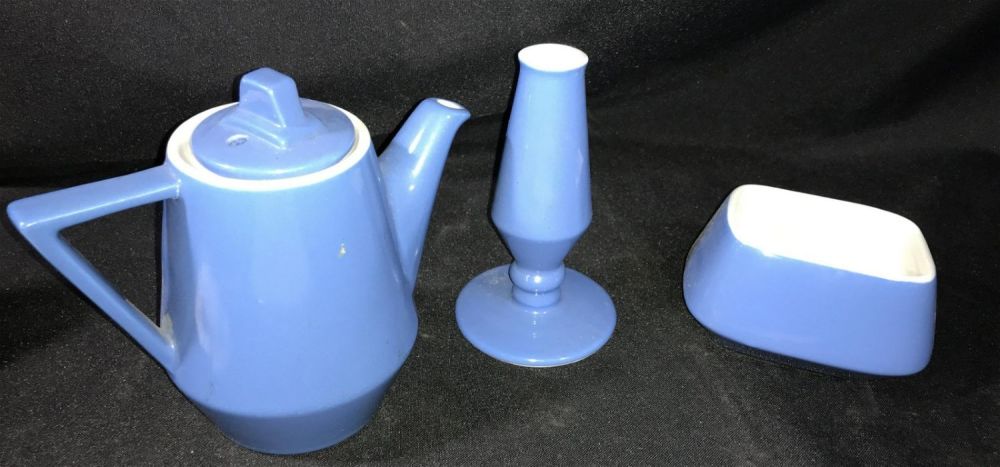 Lot 225: Hall Teapot, Vase & Sugar .