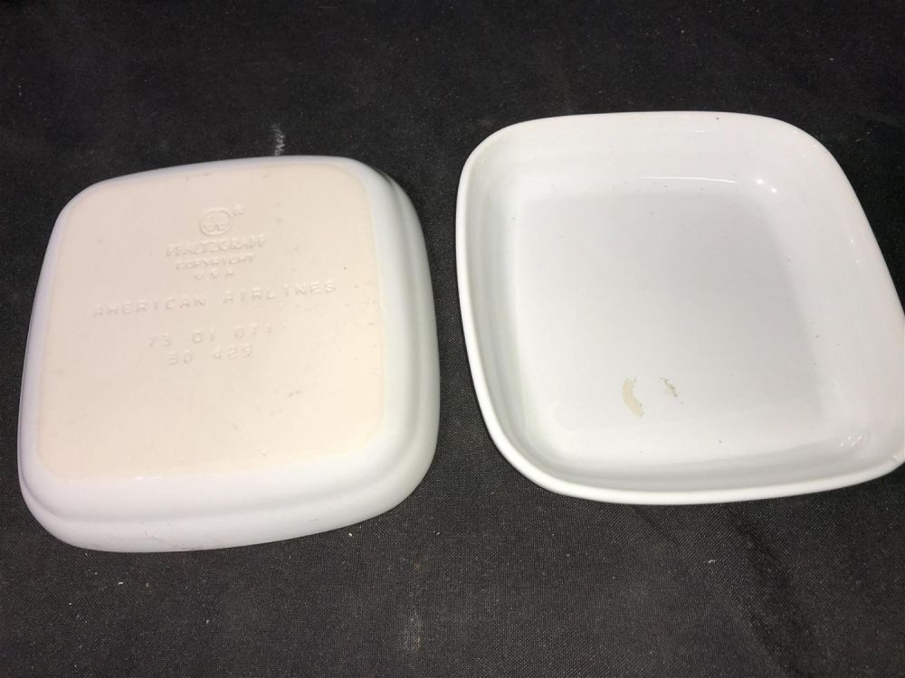 Lot 279: American Airlines Square Bowls (2) Each measures 6 inches square