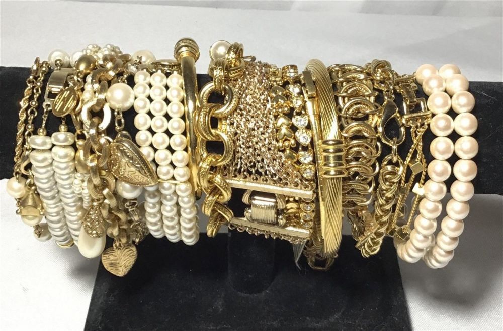Lot 155: Vintage Costume Bracelet Collection