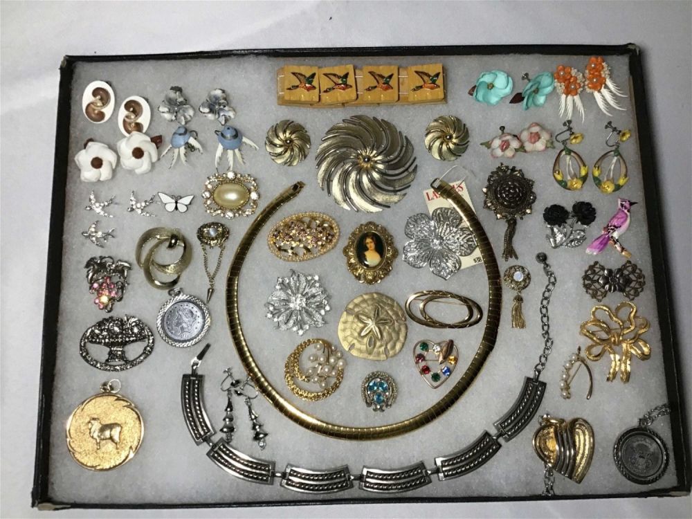 Lot 159: Vintage Costume Jewelry Collection