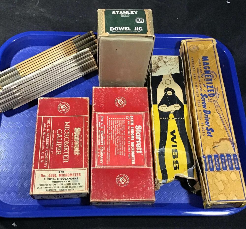 Lot 198: Primitive tool lot in original packaging