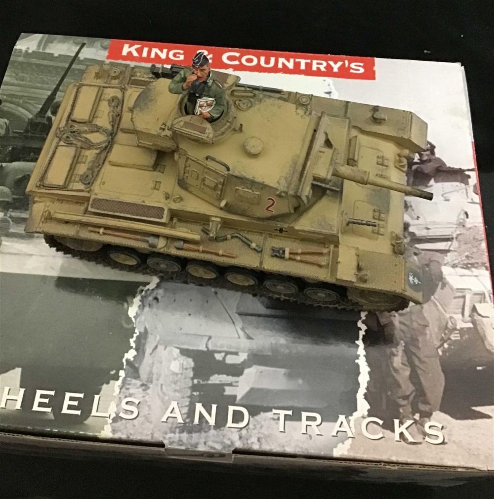 Lot 159: King & Country AK050 pc.kpfw. ThreeAUSF .j