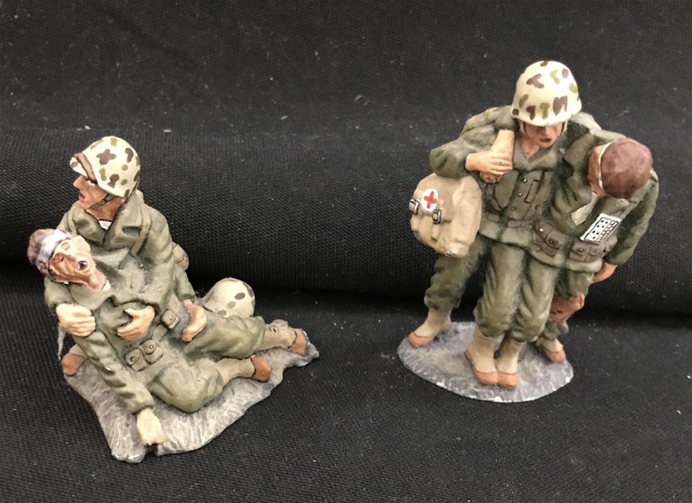 Lot 198: The sands of IWO, Jima IWJ12