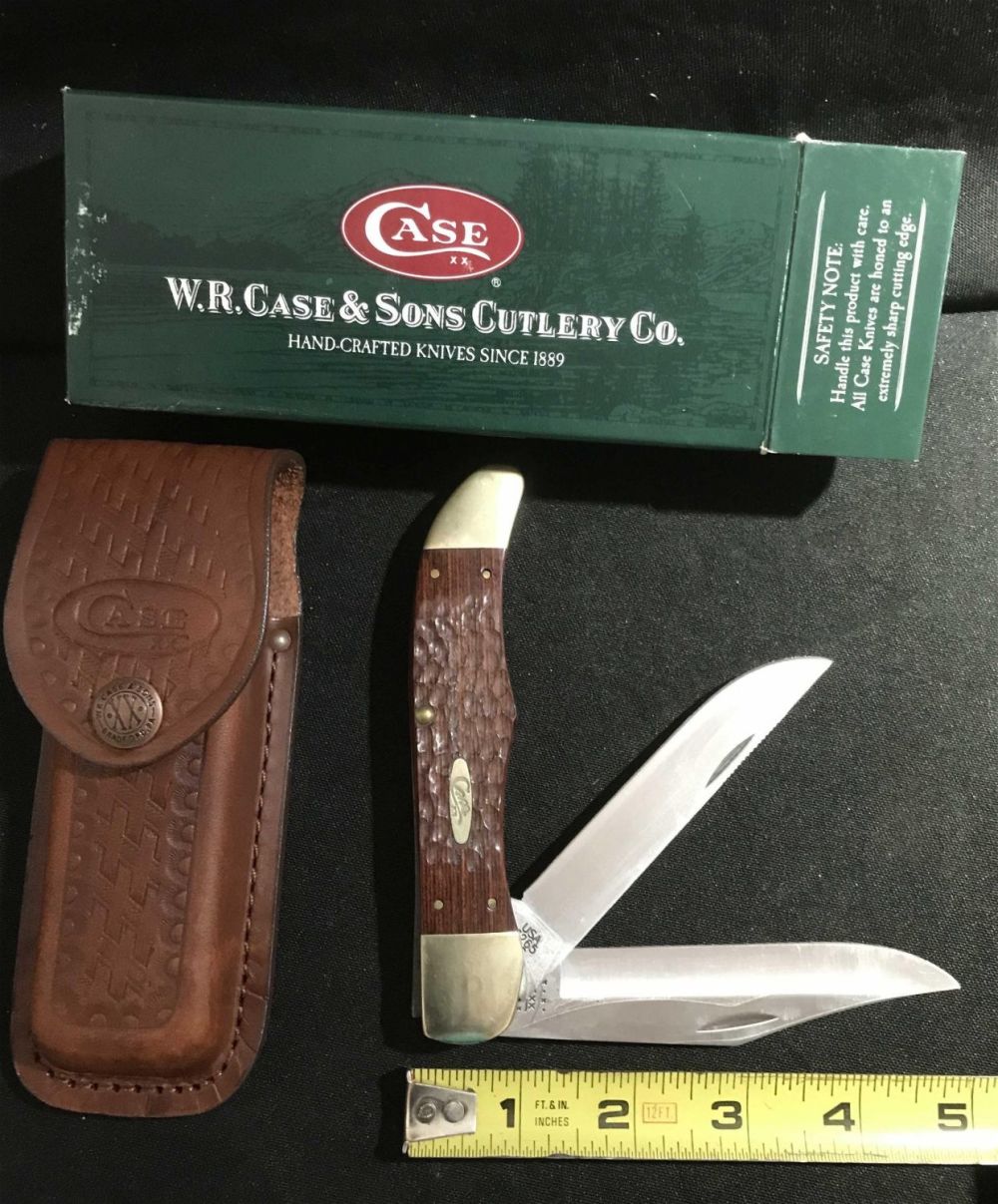 Lot 209: WR Case & Sons 2-blade Knife Hunter Folding Brown