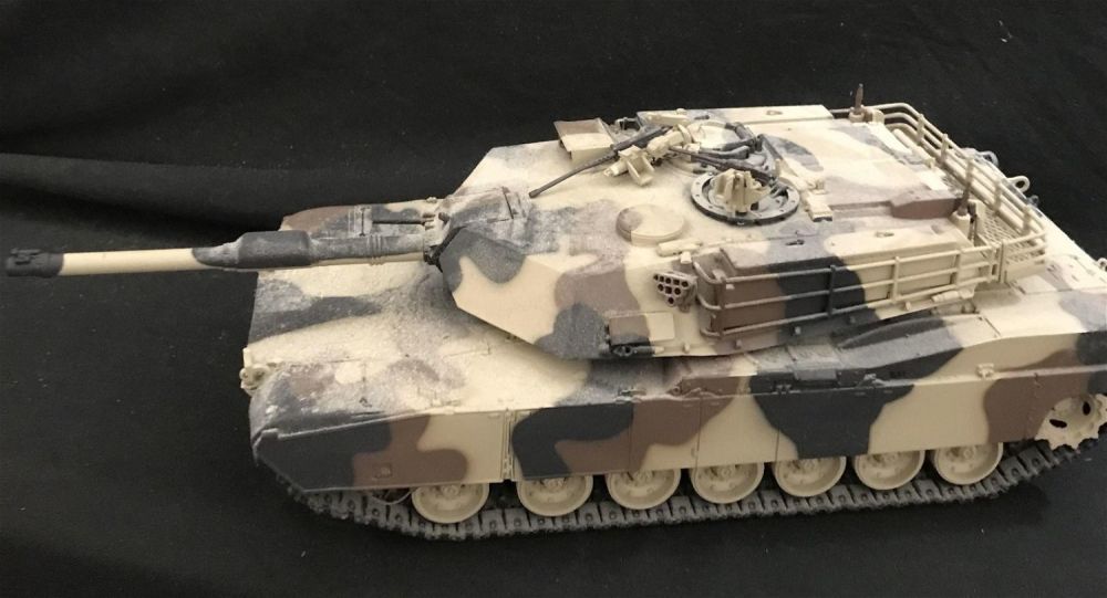 Lot 225: B11B643    M181 Abrams tank