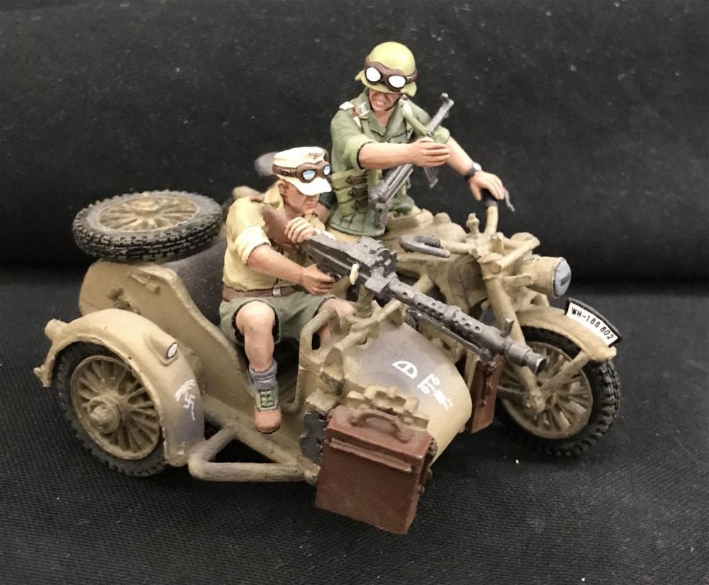 Lot 246: German Military Motorcycle with Sidecar Ak035