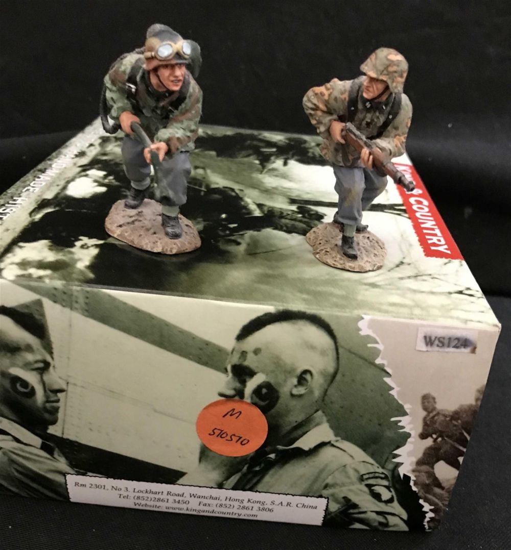 Lot 257: King & Country WS124 two soldiers
