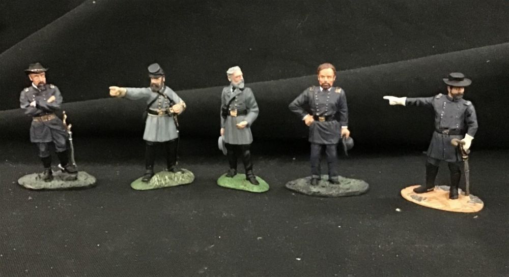 Lot 268: Ertyl  Britains  Civil War 17007, 17006, 00273