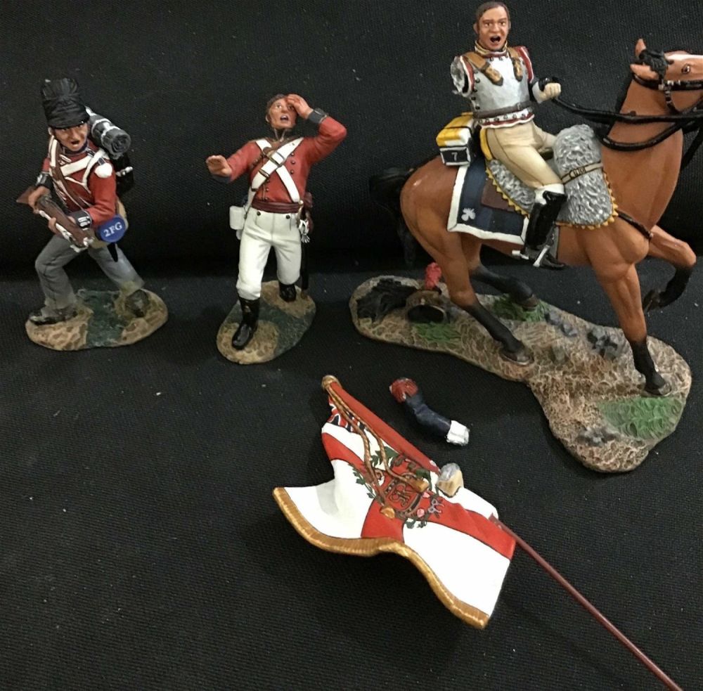 Lot 281: King & Country-NA216 3 British soldiers- infantry