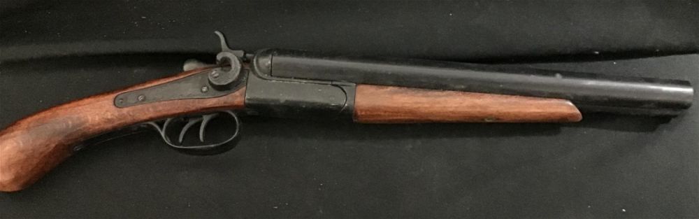 Lot 288: Movie Prop Sawed-off Shotgun