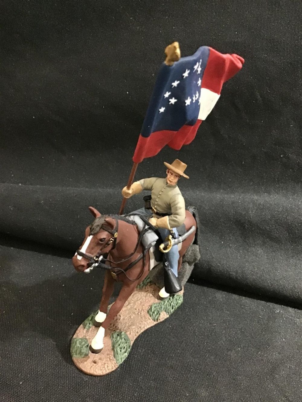 Lot 296: Britain American Civil War 31121 confederate flag