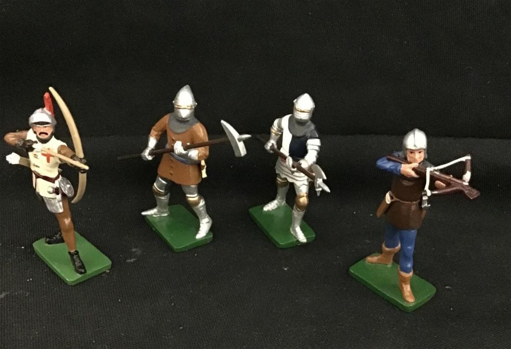 Lot 215: Vintage Diecast Toy Medieval Knights Bowman Lot