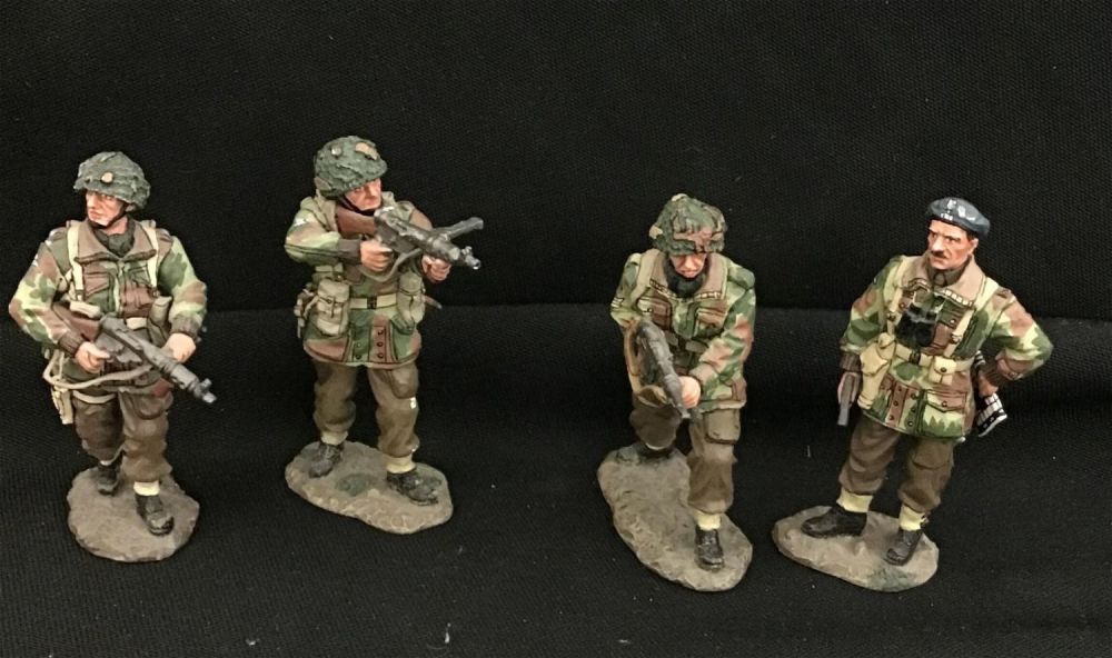 Lot 216: King & Country Operaiton Market Garden MG011 MG012