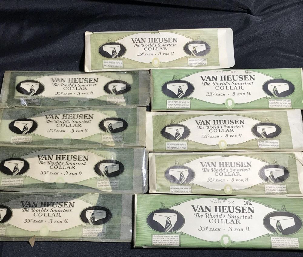 Lot 184: Vintage Van Heusen Worlds Smartest Collars (9)