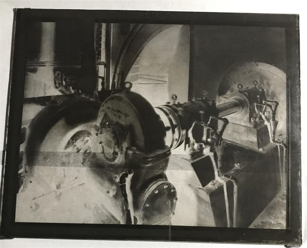 Lot 213: Large machinery Industrial Age Full Plate Photo