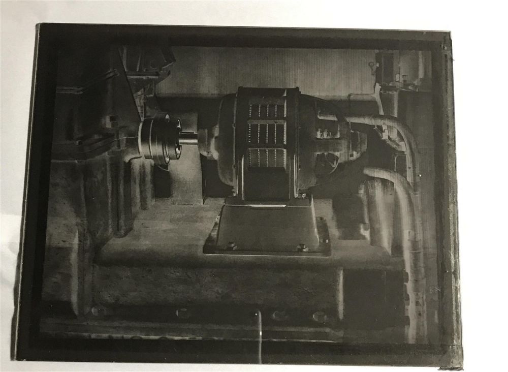 Lot 215: Large machinery Industrial Age Full Plate Photo