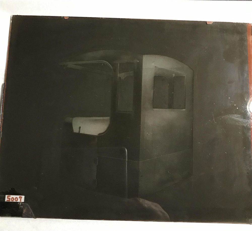 Lot 222: Cab for vehicle Industrial Age Full Plate Photo
