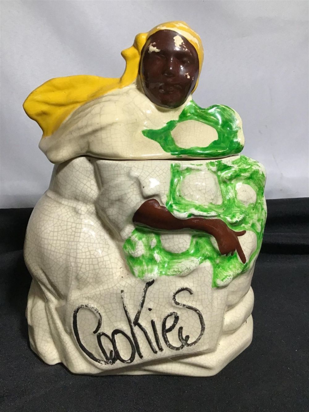 Lot 224: McCoy Mammy w/ Cabbage Cookie Jar