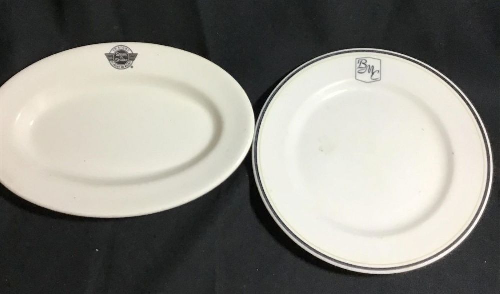 Lot 228: Steak â€˜n Shake & BMC Serving Plates (2) Plates measure 9.5" & 8"
