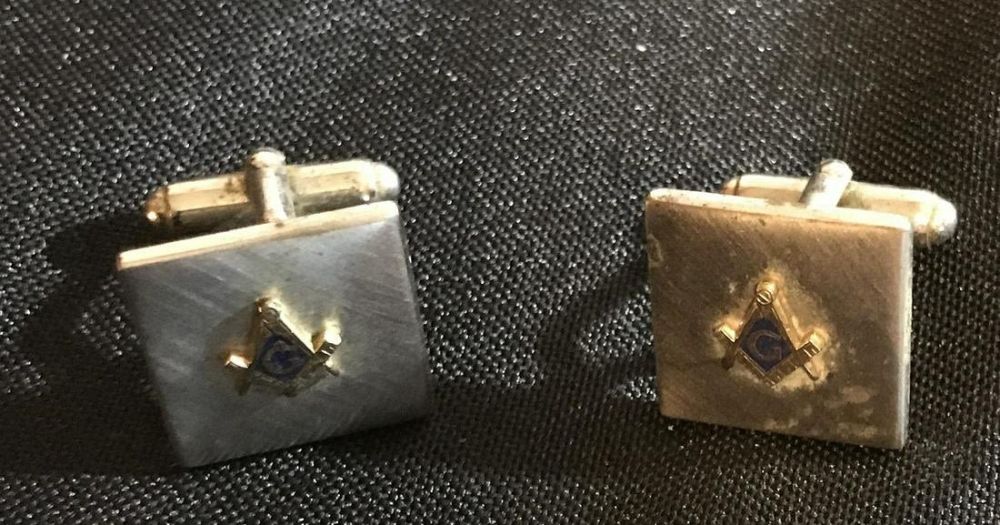 Lot 235: Vintage, Masonic, Cufflinks .