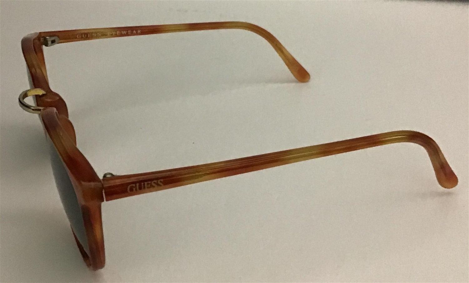 Vintage 90’s Guess sunglasses