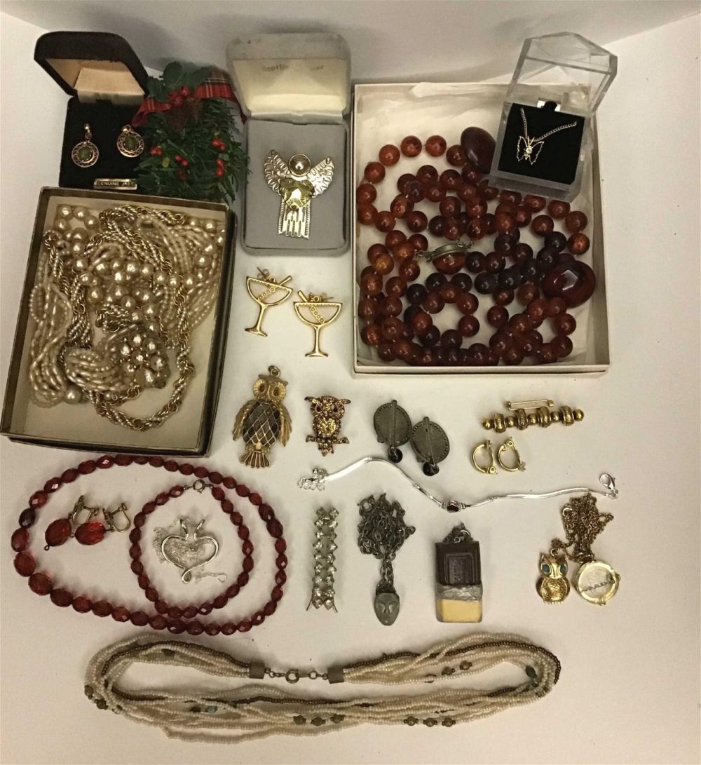 Lot 311: Vintage Costume Jewelry Collection