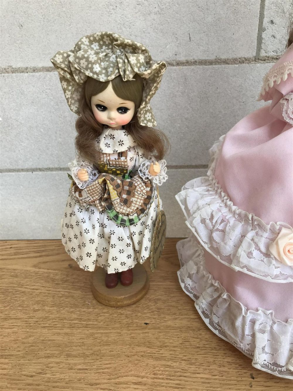 Lot 160: Doll Collection (3) .