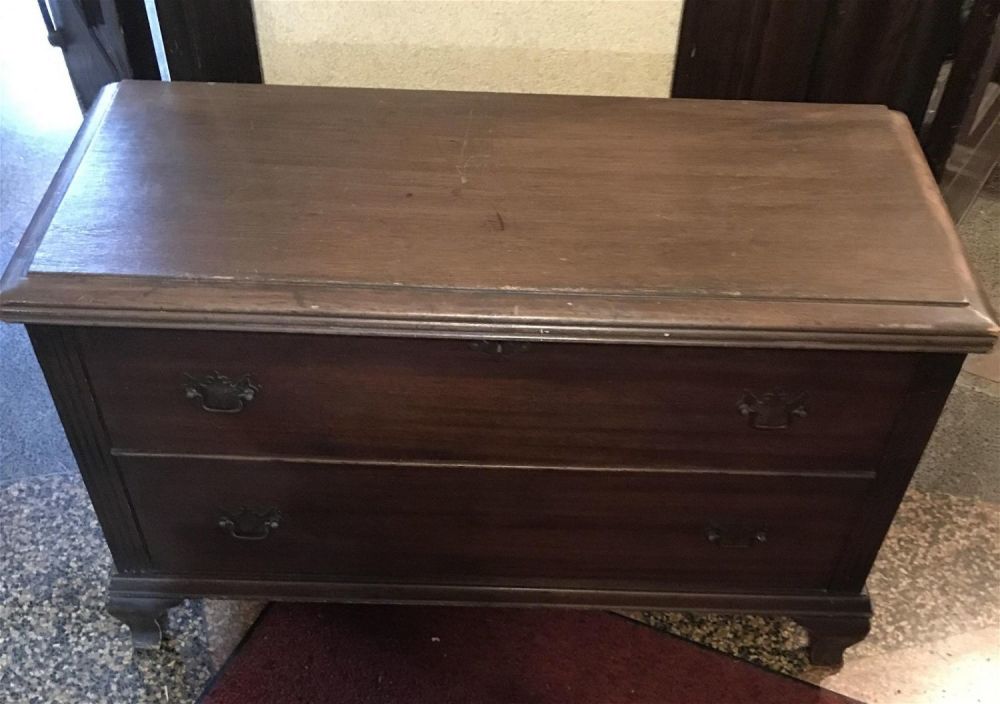 Lot 179: RH Macy & Company Cedar Lined Hope Chest measures 25 inches high 38 1/2 inches.