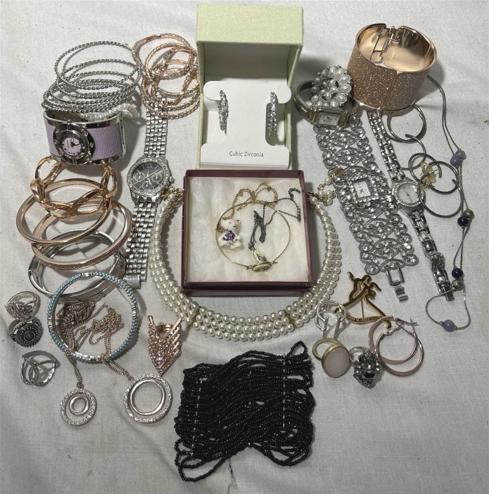 Lot 230: Costume Jewelry Collection - All for one money! .