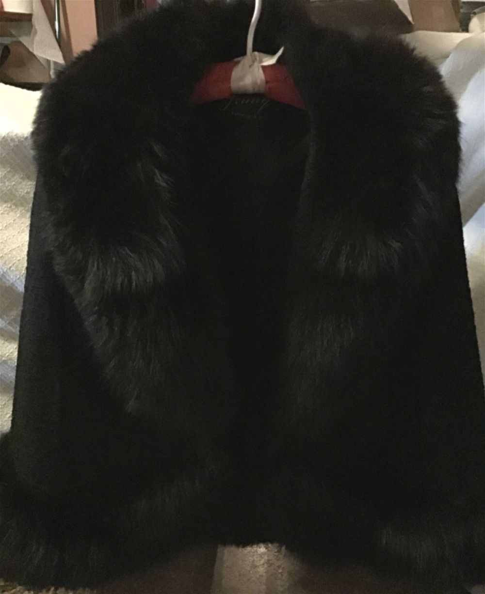Lot 238: Black Cape w/ Fur - Tag Jenny from Buffalo, NY .
