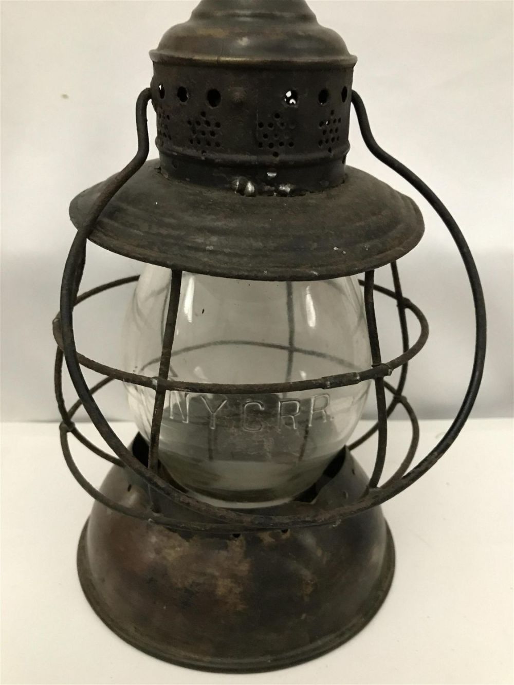 Lot 279: Railroad Lantern w/ New York Central RR Globe Measures 10" x 6"