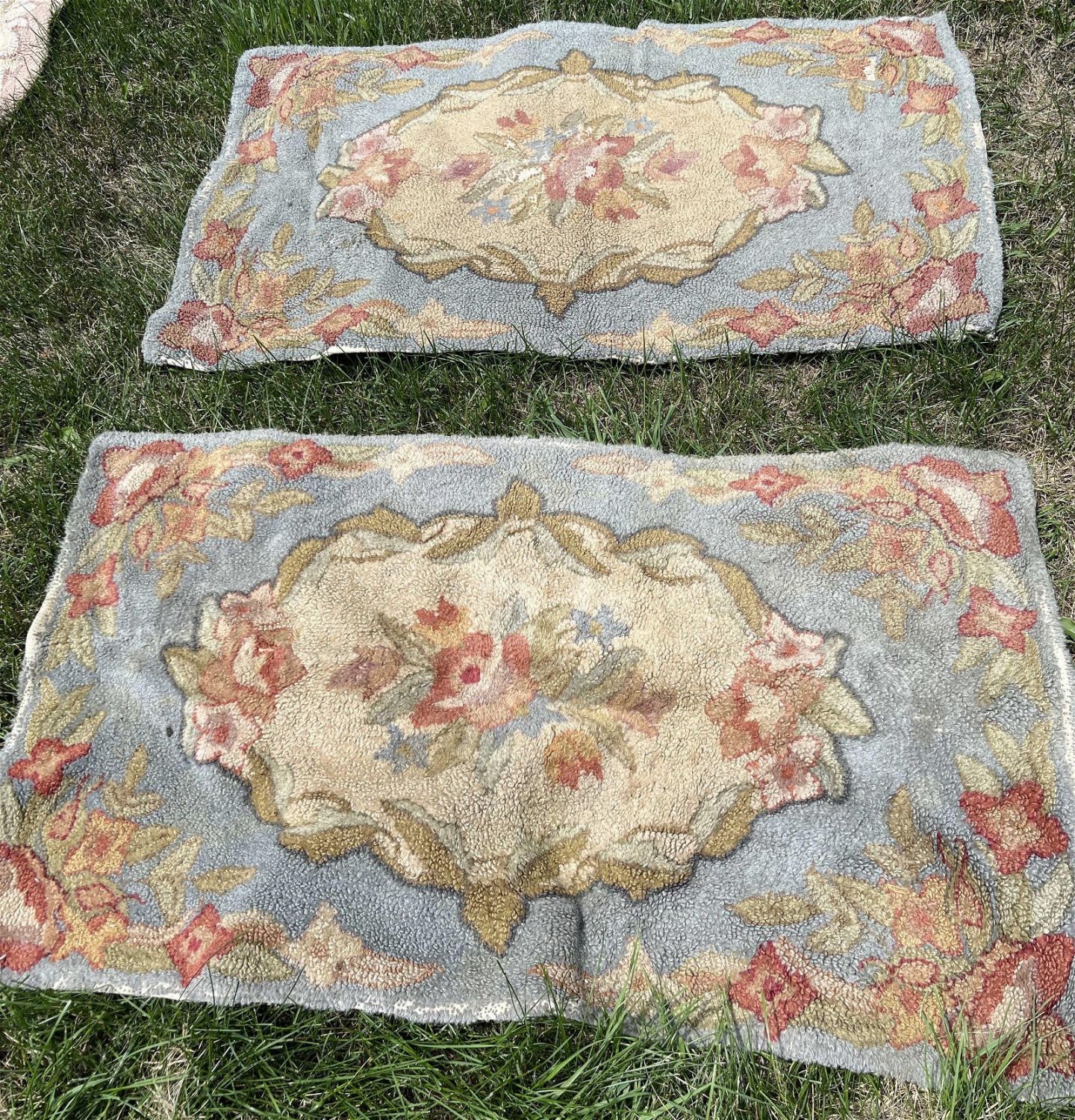 Lot 99 Vintage Throw Rugs (2) The Lodge Auction House