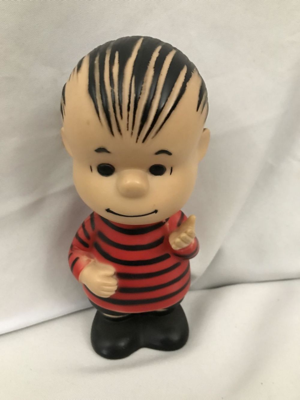 Lot 274: Vintage United Feature Syndicate Linus