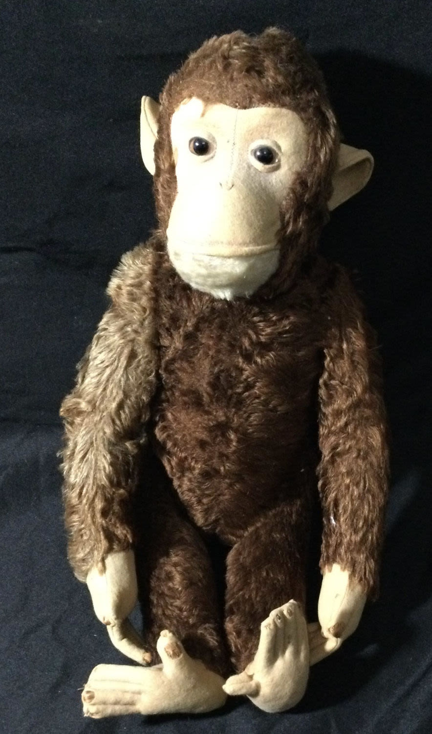 Lot 262: Vintage Stuffed Monkey